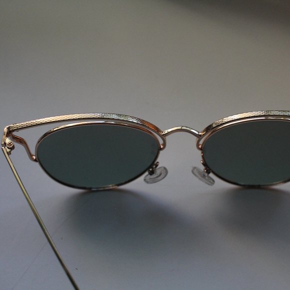 Prive Revaux The Heartbreaker Polarized Sunglasses - Picture 4 of 6